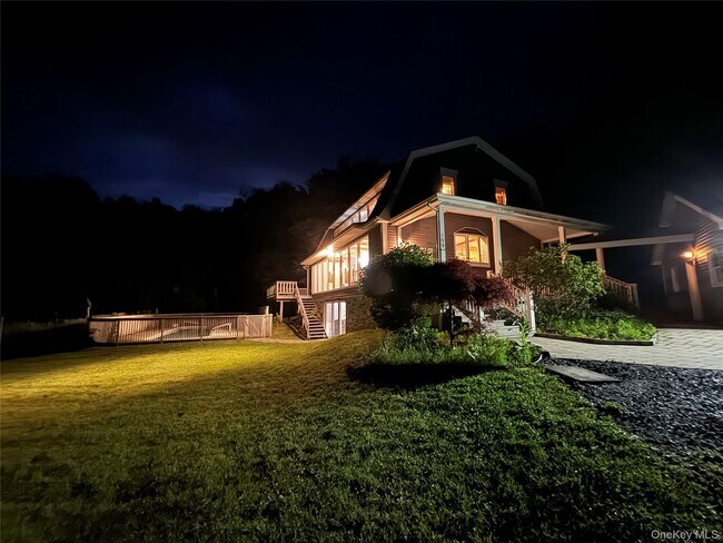 Building Photo - 109 Brush Hill Rd