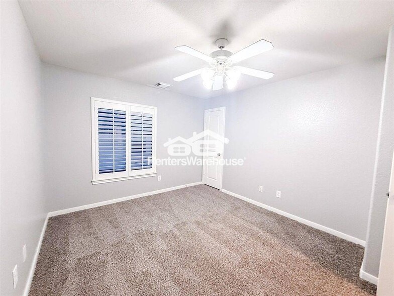 Building Photo - 79 W Shale Creek Cir