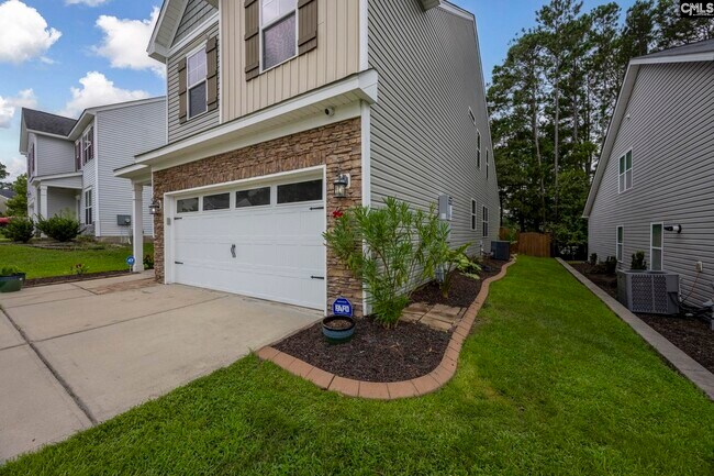 Building Photo - 349 Gracemount Ln