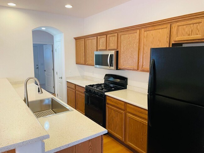 Building Photo - Cornville Property, Amante Verde Santa Fe