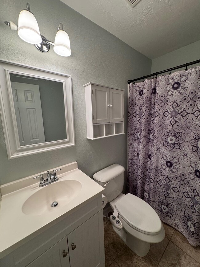 Building Photo - 1100 Victory Garden Dr