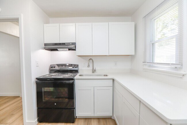 Building Photo - 9544 20th Bay St