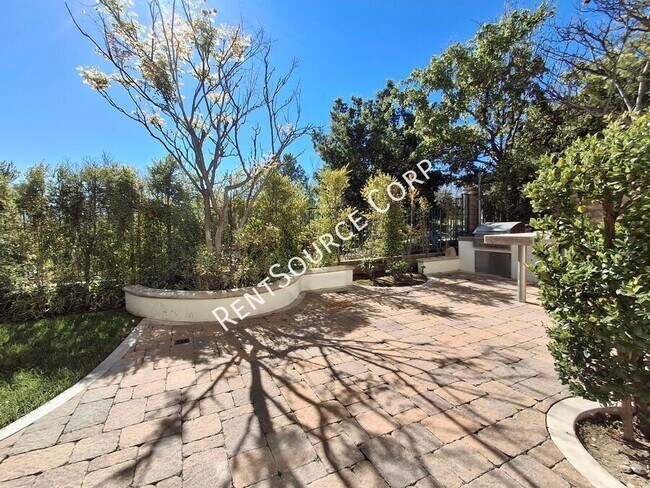 Building Photo - 27046 Maple Tree Ct