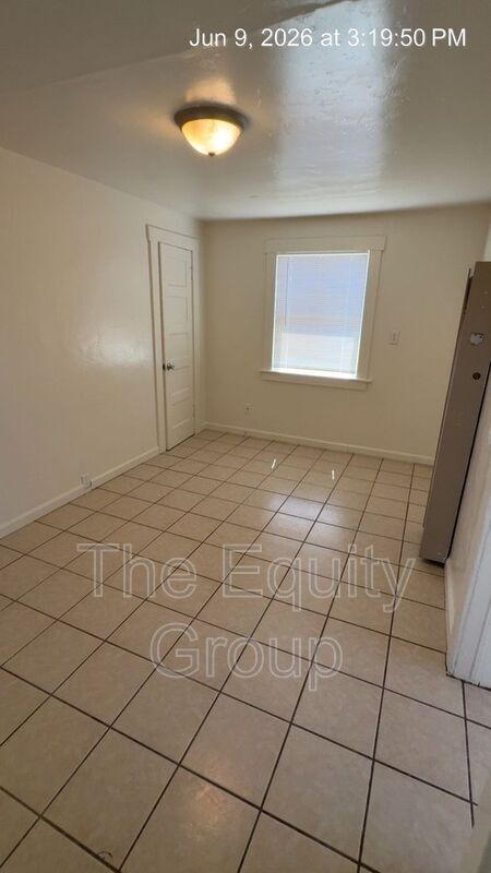 Building Photo - 1205 N Willis St