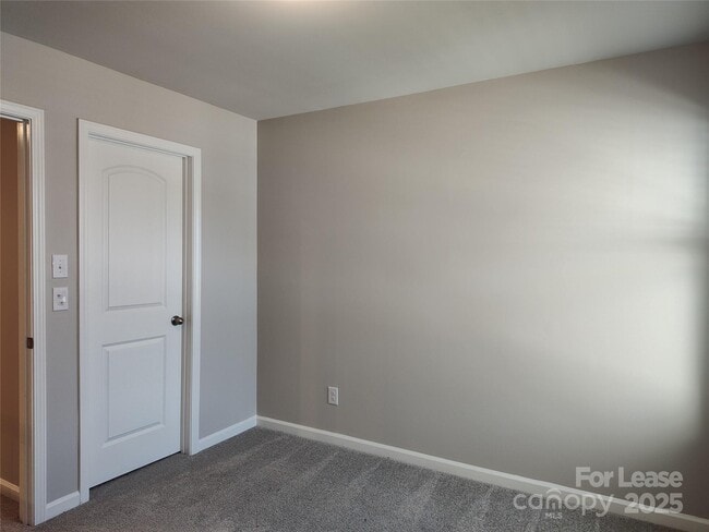 Building Photo - 8114 Overmeadow Ln