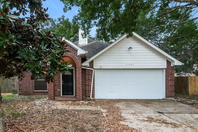 Building Photo - 21023 Southern Colony Ct
