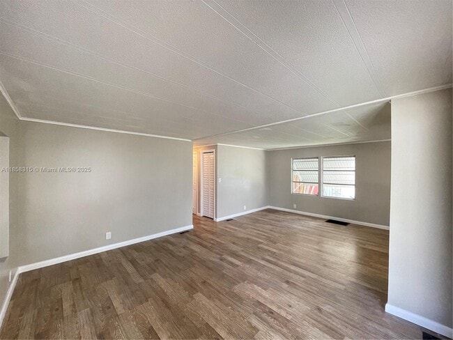 Building Photo - 2903 Harbor Ln