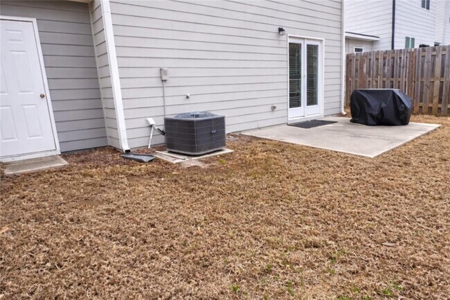 Building Photo - 182 Woodhouse Cir