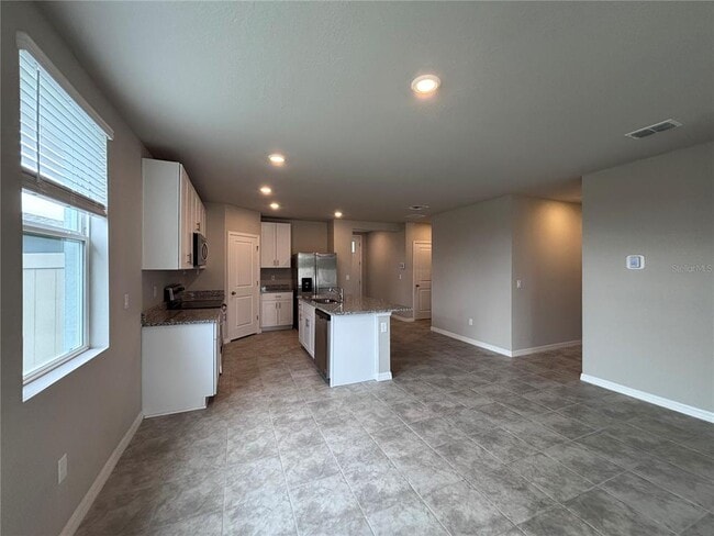 Building Photo - 7009 Feather River Pl