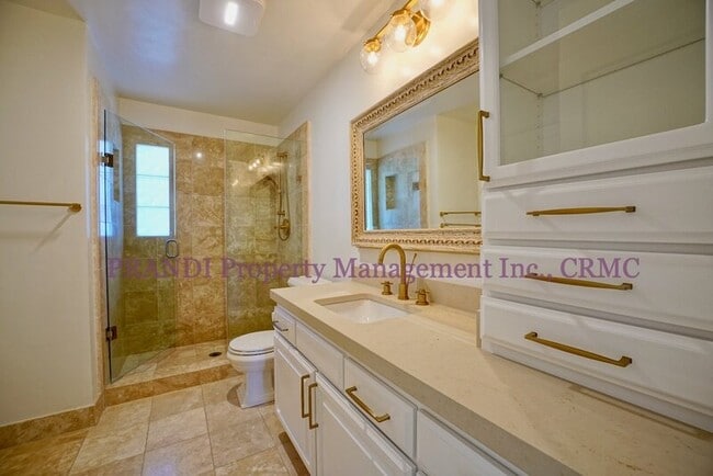 Building Photo - 3 Bartel Ct