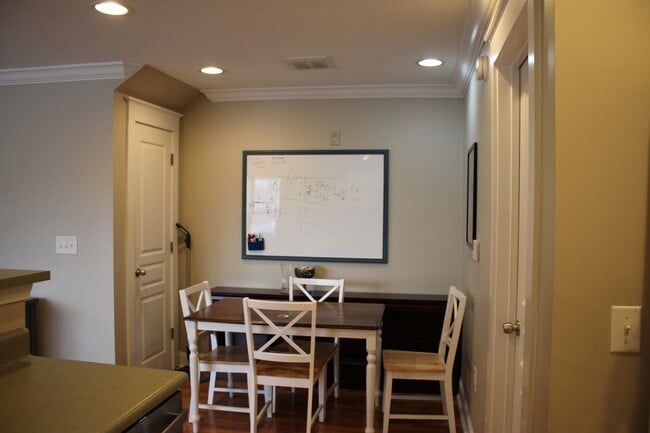 Building Photo - 14-1421 Adkisson