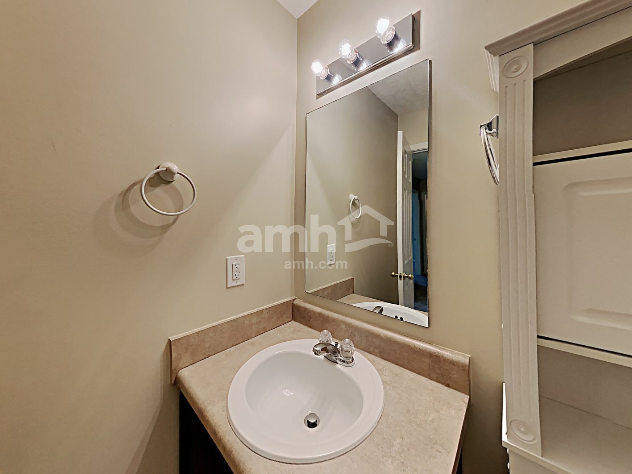 Building Photo - 5000 Hancock Cir