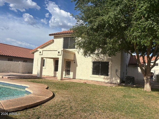 Building Photo - 12740 N 58th Dr
