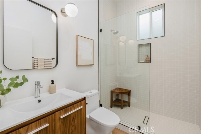 Building Photo - 2240 Ewing St