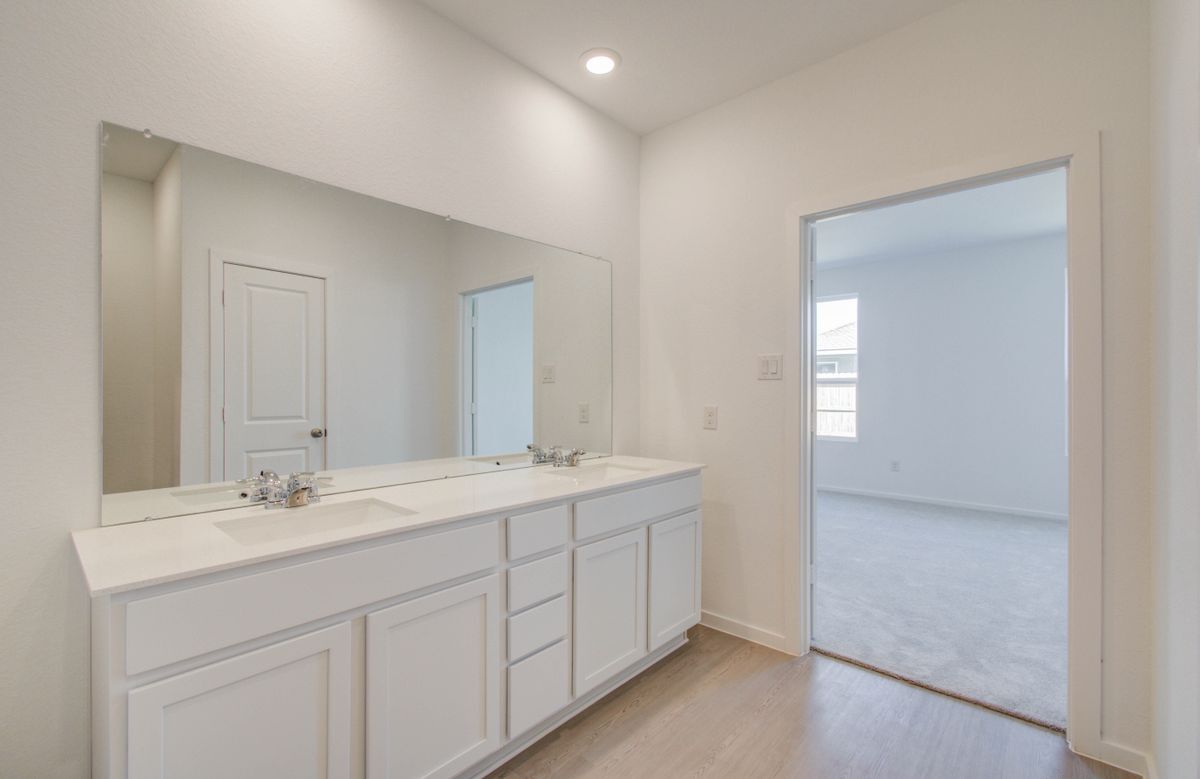 Building Photo - 26514 Foxtail Fern Dr