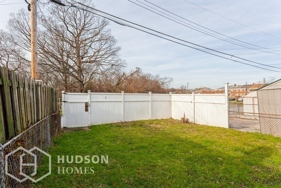 Building Photo - 7810 St Boniface Ln