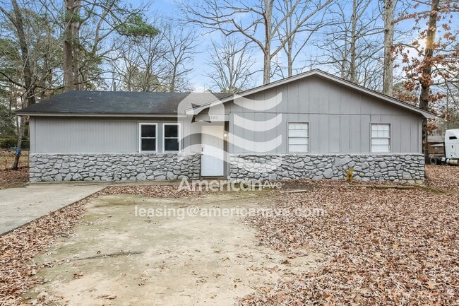 Primary Photo - 3520 Pinewood Loop