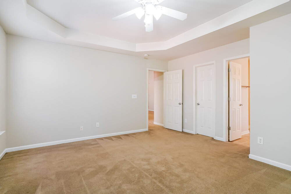 Building Photo - 840 Red Oak Tree Dr