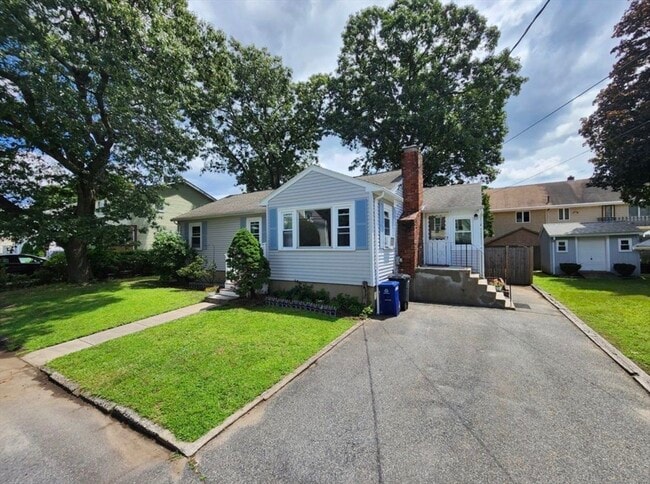 Building Photo - 9 Gregg St