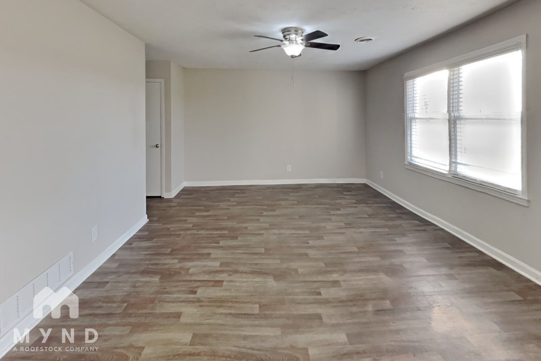 Building Photo - 225 Baker St