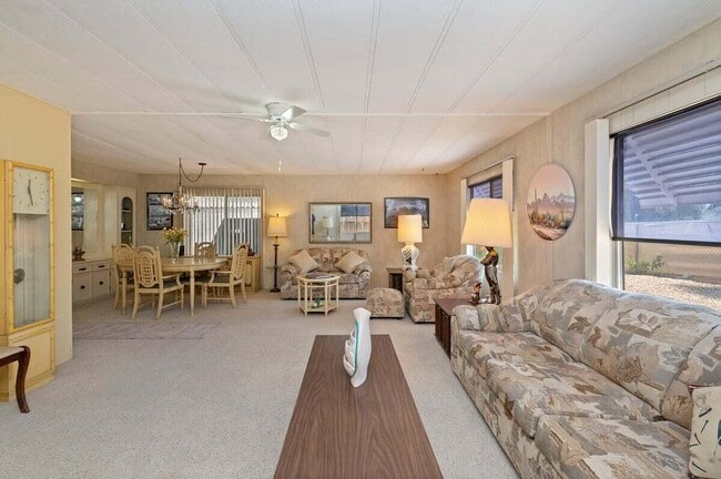 Building Photo - 73229 Adobe Springs Dr