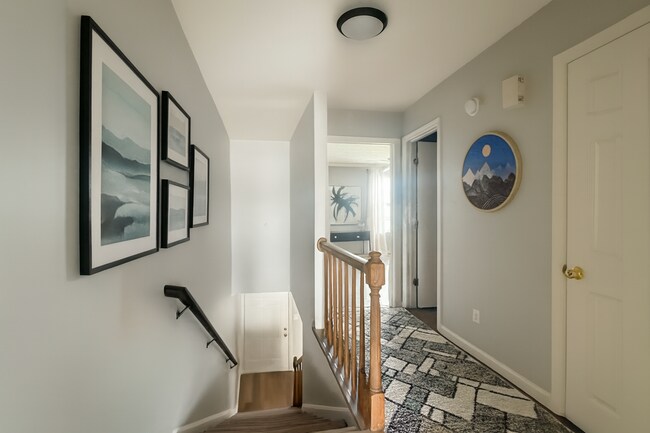 Building Photo - Beautiful Updated Townhomes in Decatur, AL