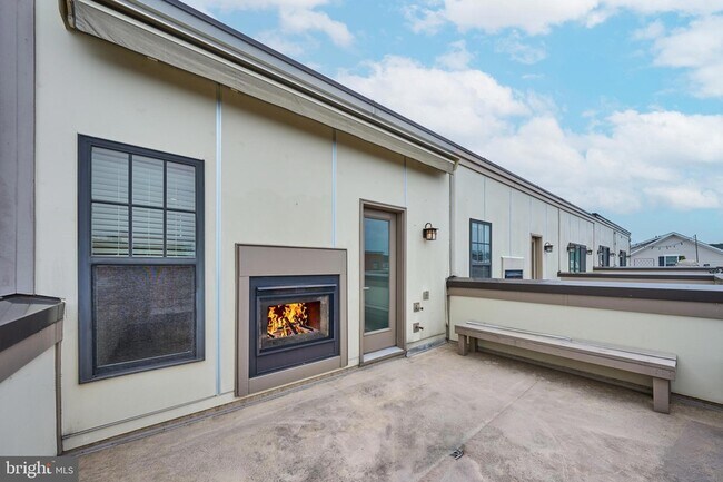 Building Photo - 256 Bluemont Branch Terrace SE