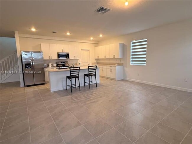 Building Photo - 2954 SE 23rd Ave