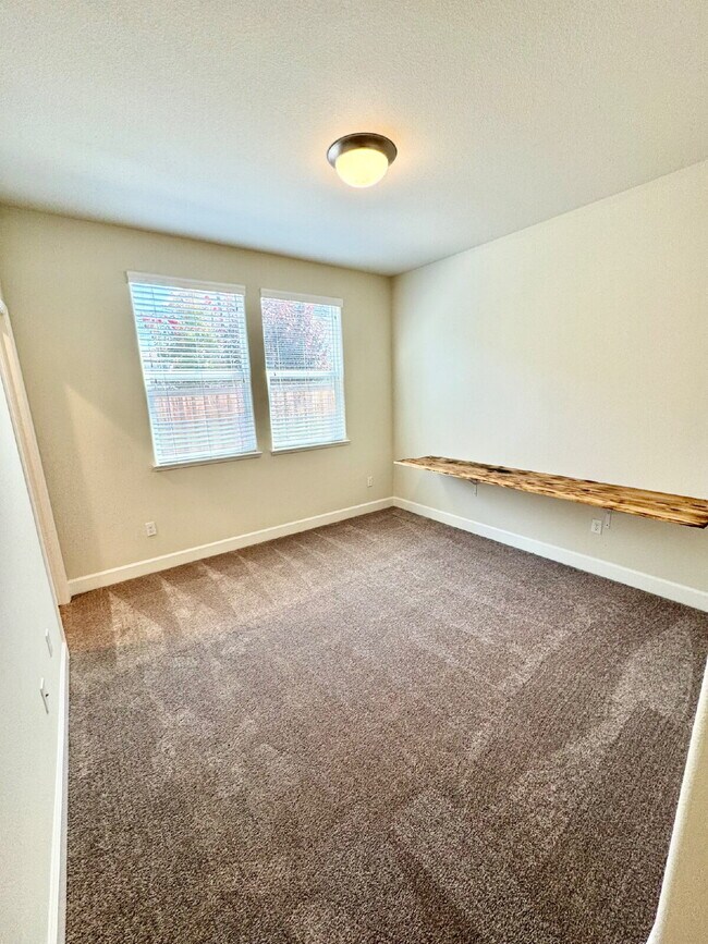 Building Photo - Freshly Painted 4 Bedroom Home with 3-Car Garage in Brentwood