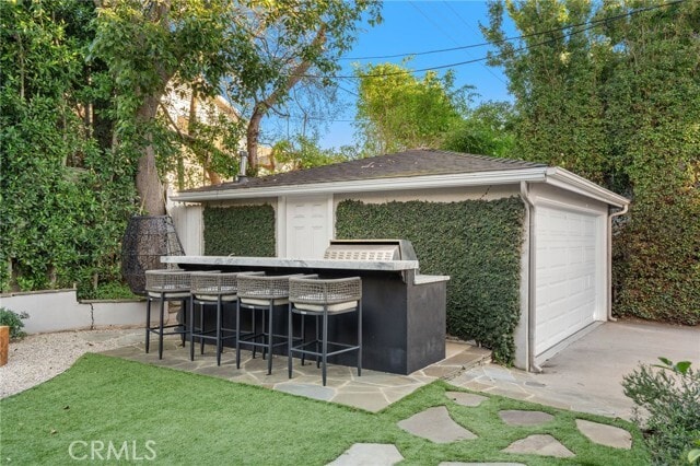 Building Photo - 738 N Almar Ave