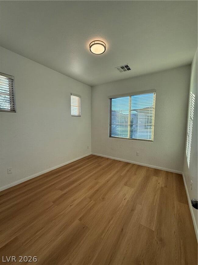 Building Photo - 690 Calamus Palm Pl