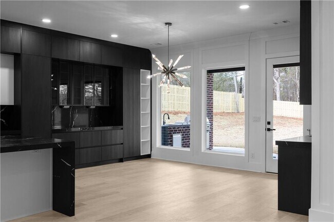 Building Photo - 409 Thunder Rd