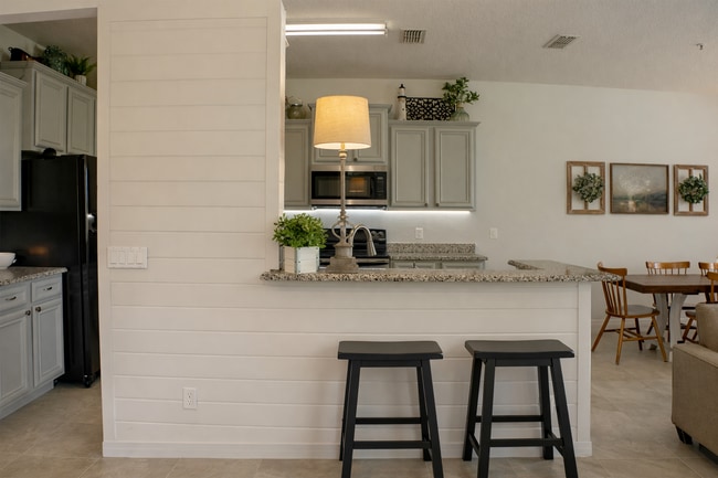 Building Photo - 2341 Betsy Ross Ln