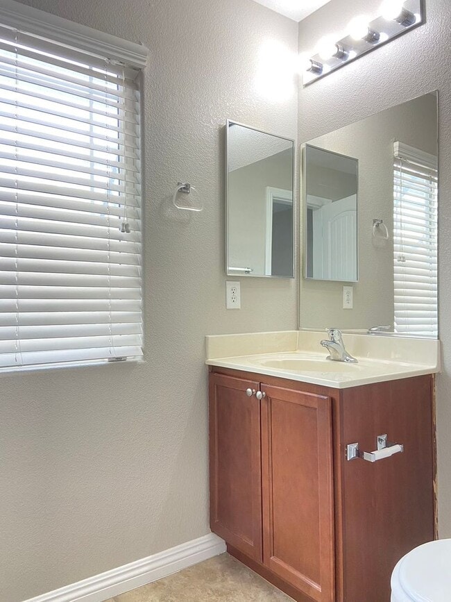 Building Photo - 7821 Barntucket Ave