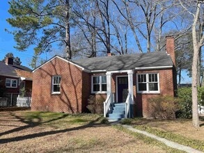 Building Photo - 3605 Moss Ave