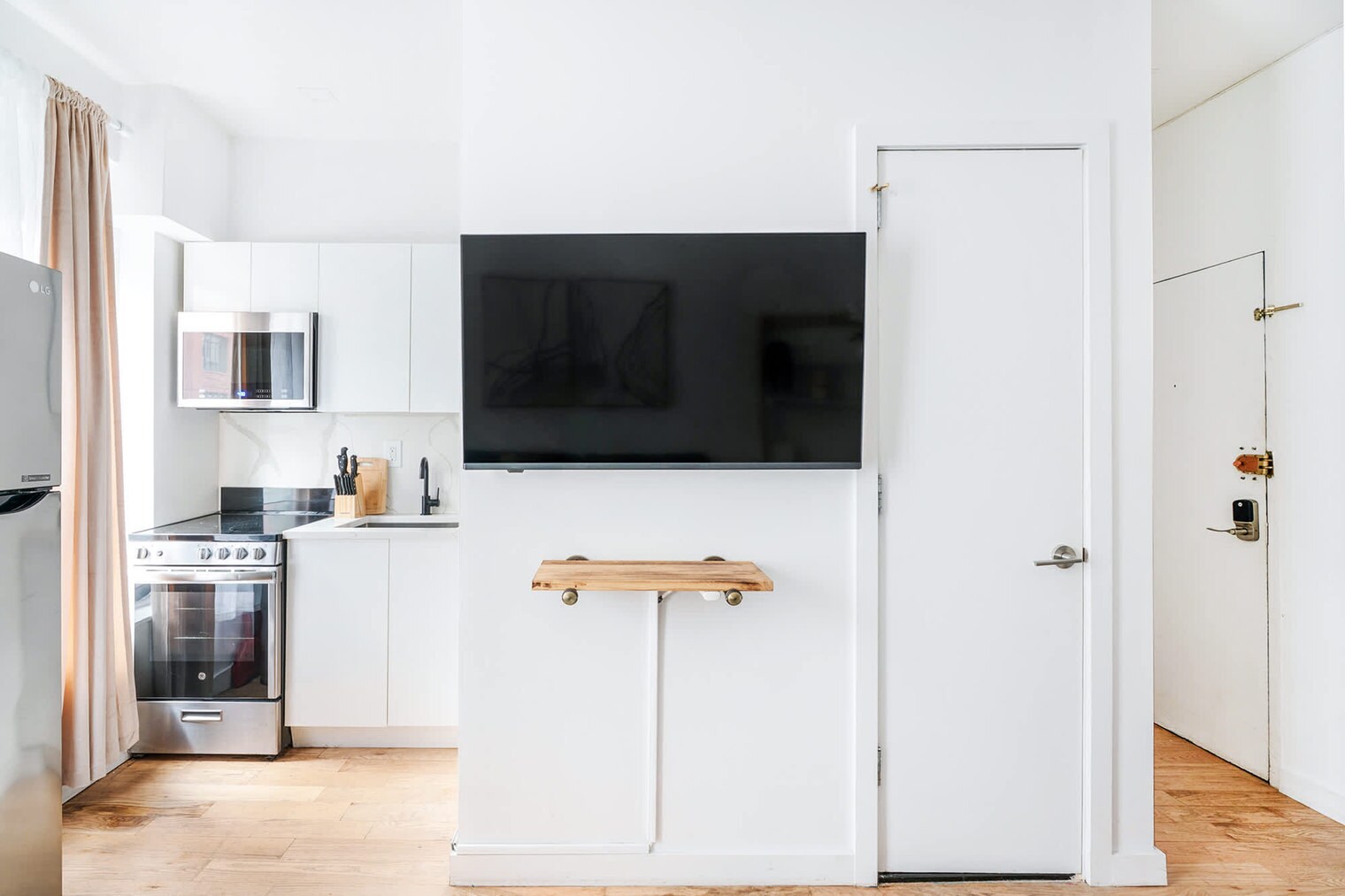 Building Photo - 69a Clinton St