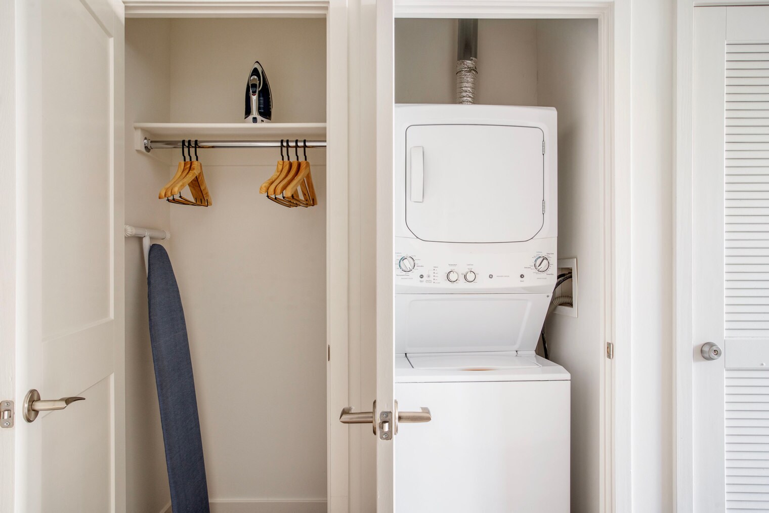 Building Photo - 1255 22nd St NW