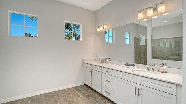 Building Photo - 17160 Albatross Rd