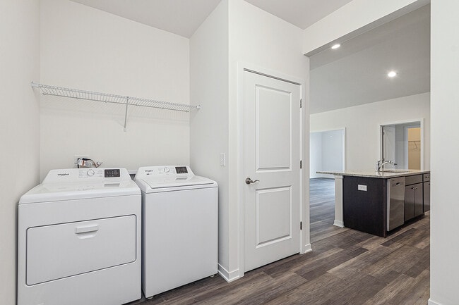 Building Photo - 58 Olympus Dr