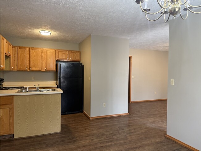 Building Photo - 3601 Antique Ct