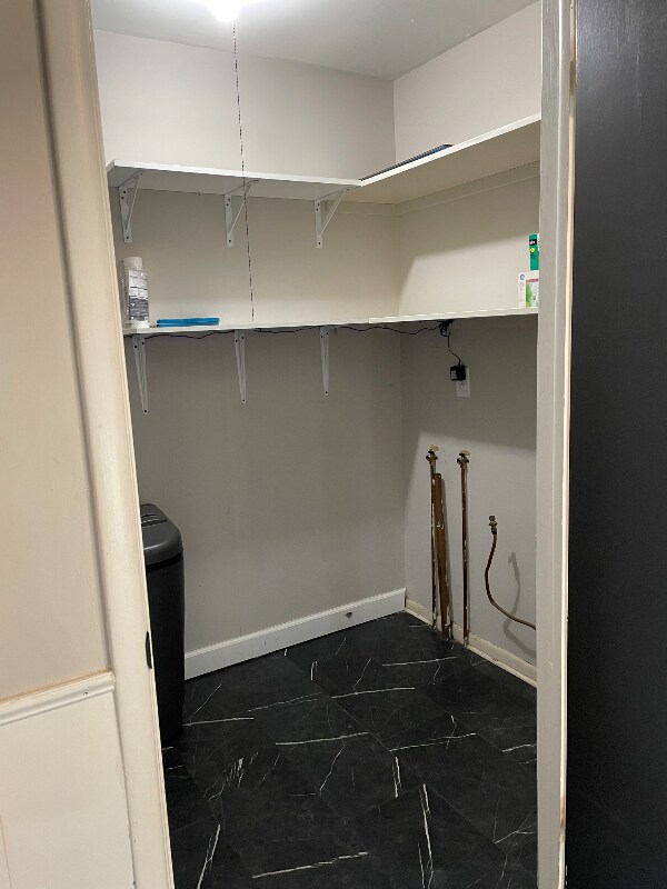 Building Photo - 1702 Terrace Ct