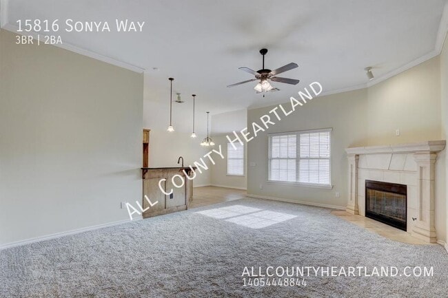 Building Photo - 15816 Sonya Way