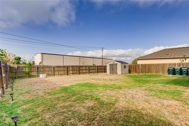 Building Photo - 185 Rafe Ct