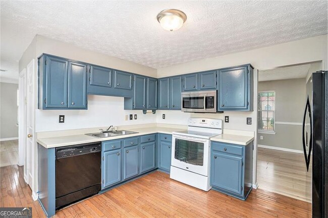 Building Photo - 7023 Grinder Dr