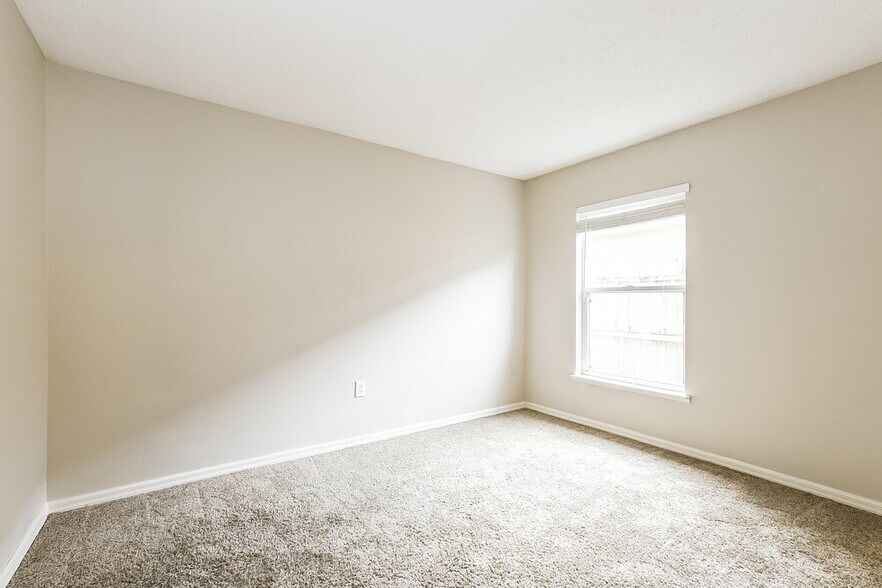 Building Photo - 6748 Ebans Bend