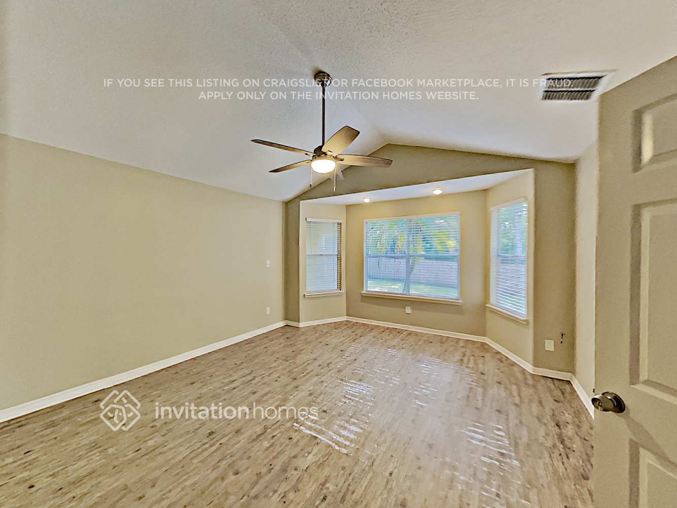 Building Photo - 577 Remington Oak Dr