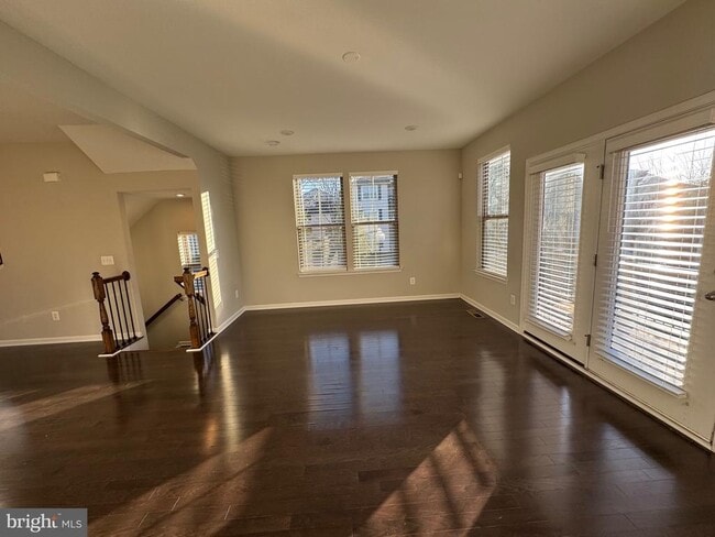 Building Photo - 120 Tolocka Terrace NE