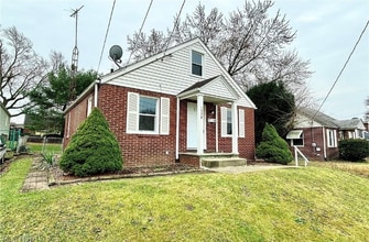 Building Photo - 1558 25th St NW