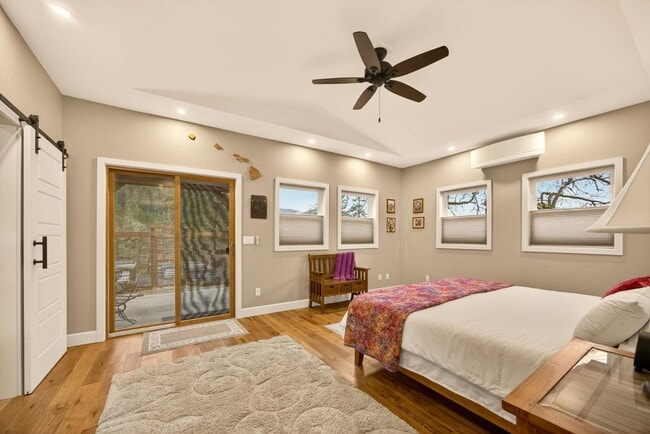 Building Photo - 860 Humbug Creek Rd