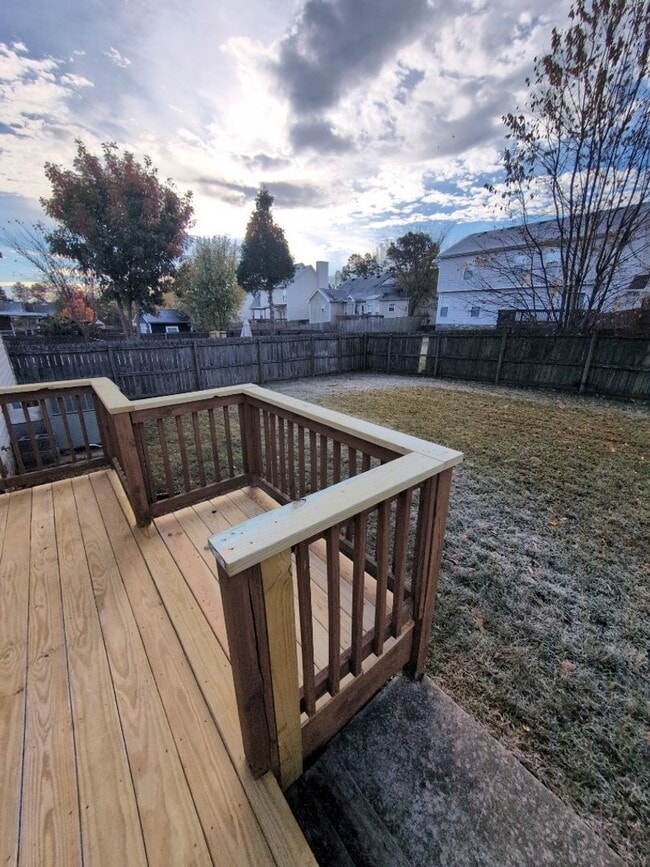 Building Photo - 3510 Southwood Dr